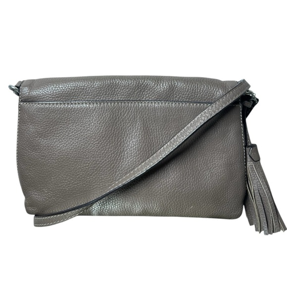 Tory Burch Tory Burch Leather Tassel Chain Shoulder Bag Leather Shoulder Bag 🌺 - Picture 3 of 10